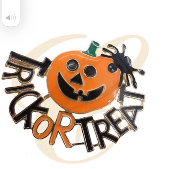🎃 Halloween Pumpkin Jack O Lantern Trick or Treat Pin Brooch Pin NEW - Picture 3 of 3